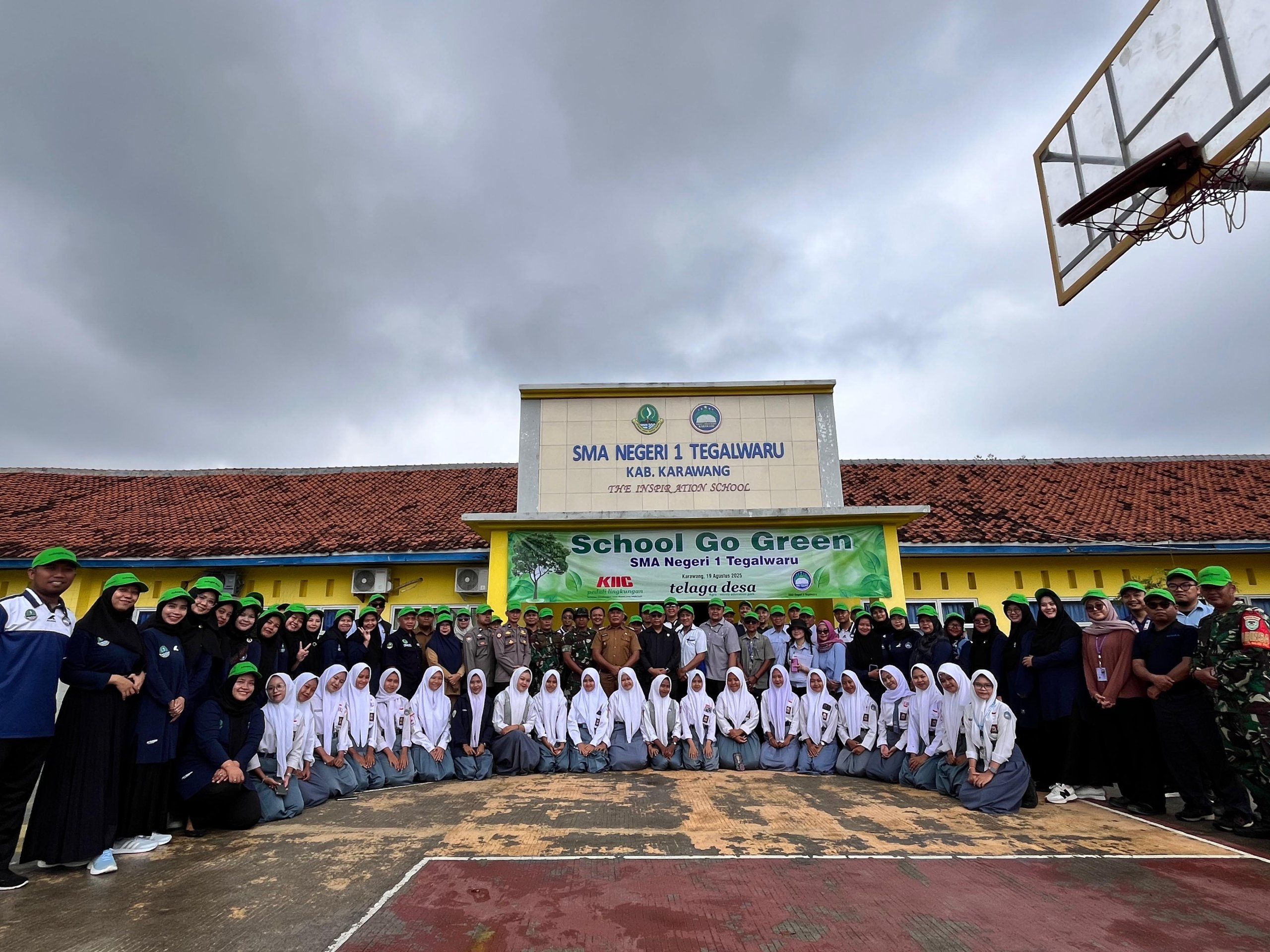 Read more about the article SCHOOL GO GREEN SMAN 1 TEGALWARU BERSAMA KIIC